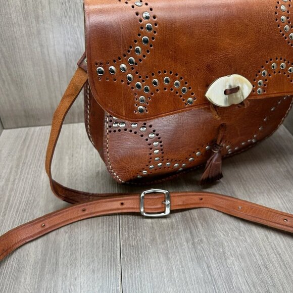 Vintage Studded Shoulder Purse Tassel Flap Adjustable Leather Brown - Picture 6 of 13